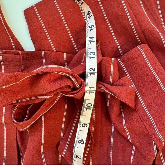 J.O.A. High Waisted Wide Leg Crop Pant with Tie Red Stripe Size Medium NWT - Picture 5 of 9